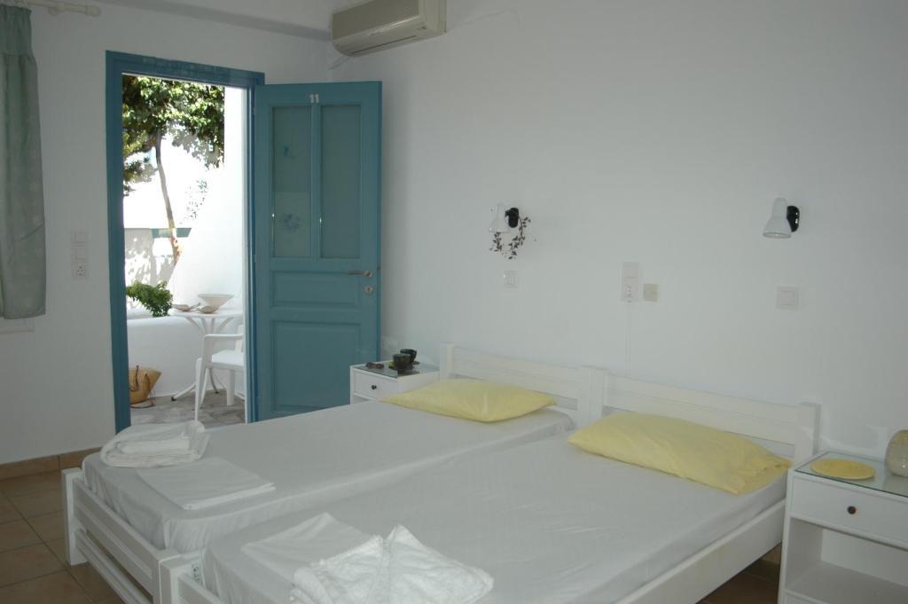 Villa Irena Bianca Naousa Rum bild