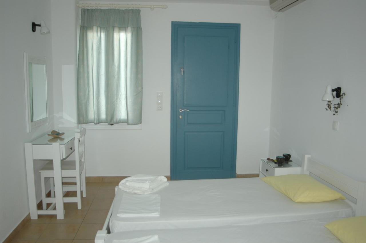 Villa Irena Bianca Naousa Rum bild